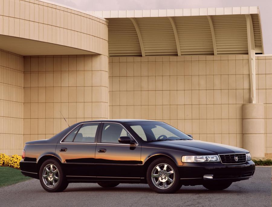  Cadillac Seville 1998 года  (фото 16 из 94)